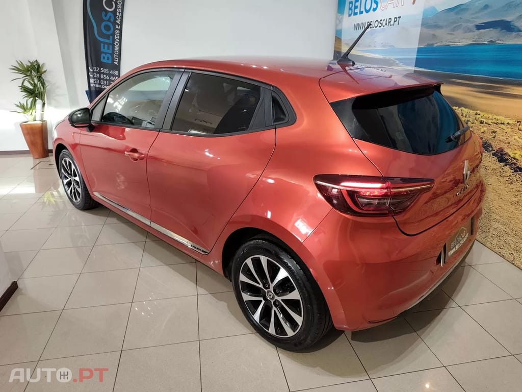 Renault Clio TCe 100 INTENS