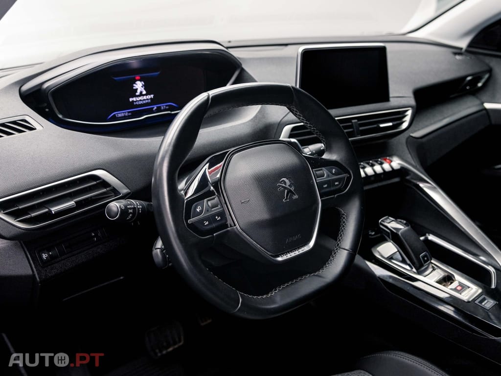 Peugeot 5008 1.5 BlueHDi Allure EAT8