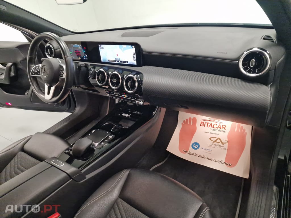Mercedes-Benz A 250 E STYLE PLUS Hibrido Plug-In