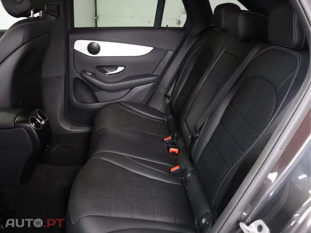 Mercedes-Benz GLC 200  e 4Matic