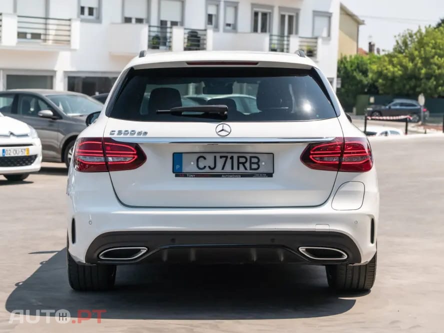 Mercedes-Benz C 300 de T 9G-TRONIC AMG Line