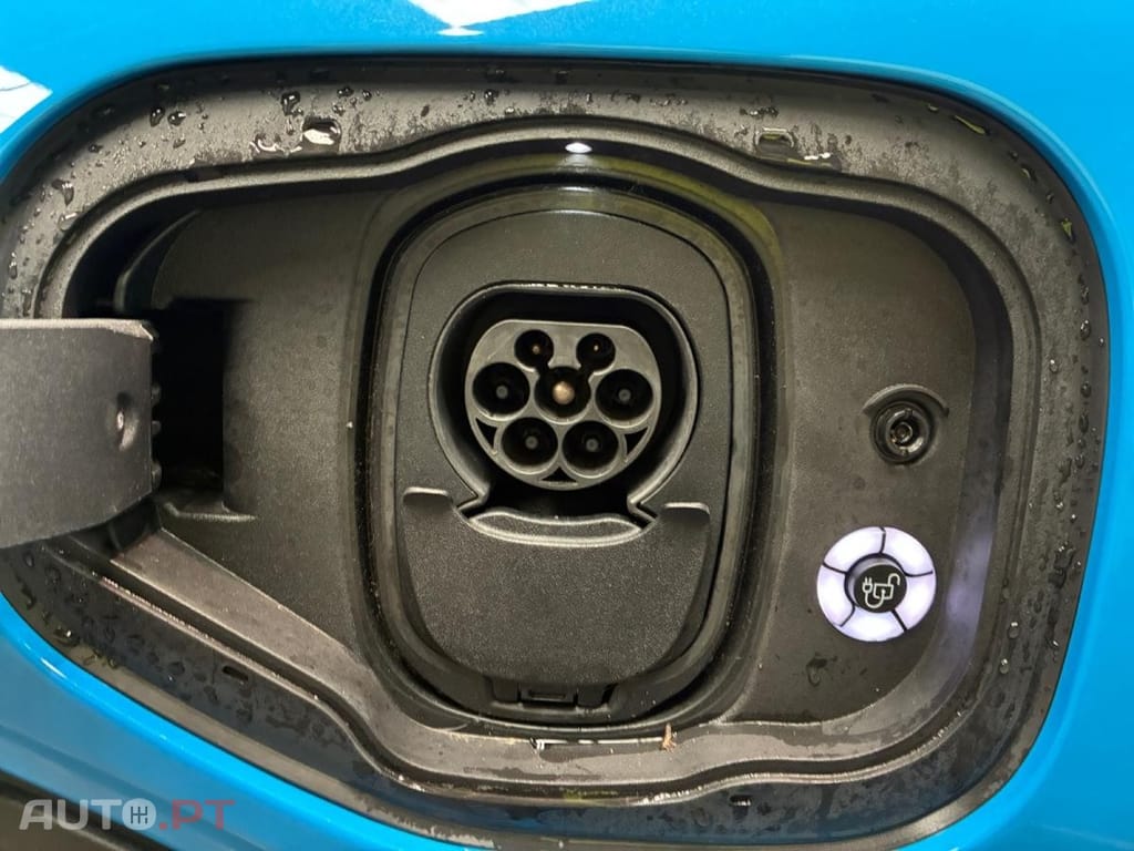 Ford Mustang Mach-E Standard Range