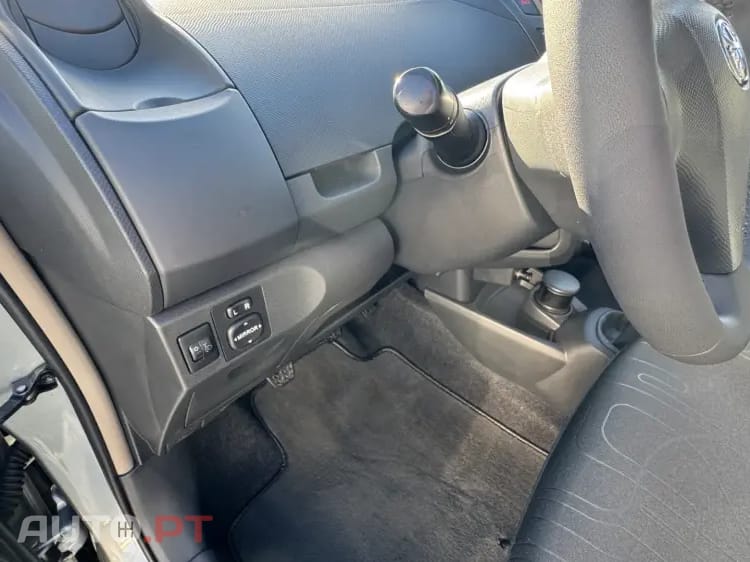 Toyota Yaris 1.0 VVT-i Comfort+AC