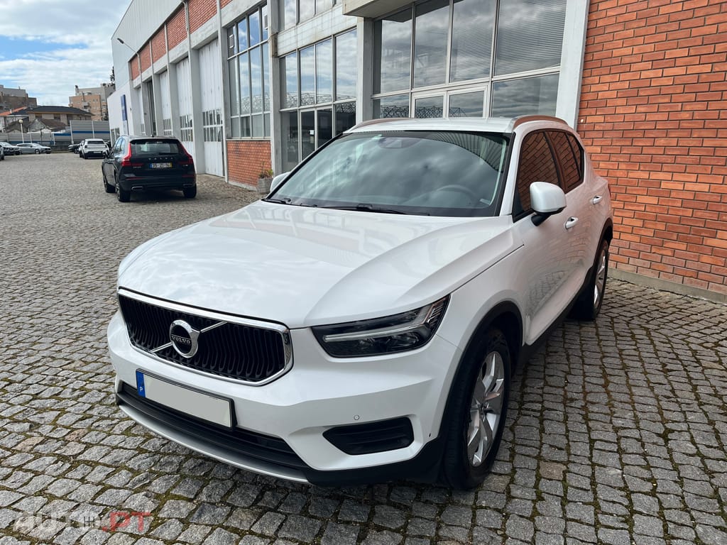 Volvo XC40 T3 Momentum Core Geartronic