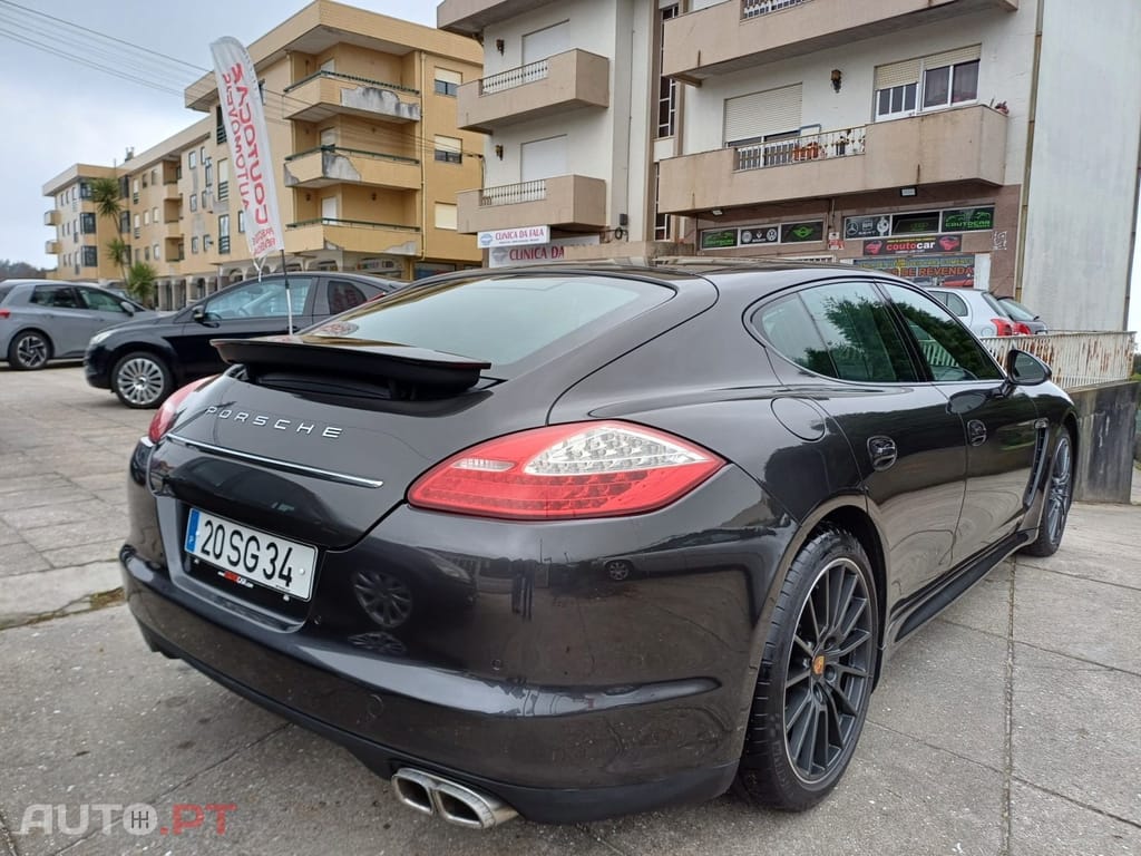 Porsche Panamera Platinum Edition