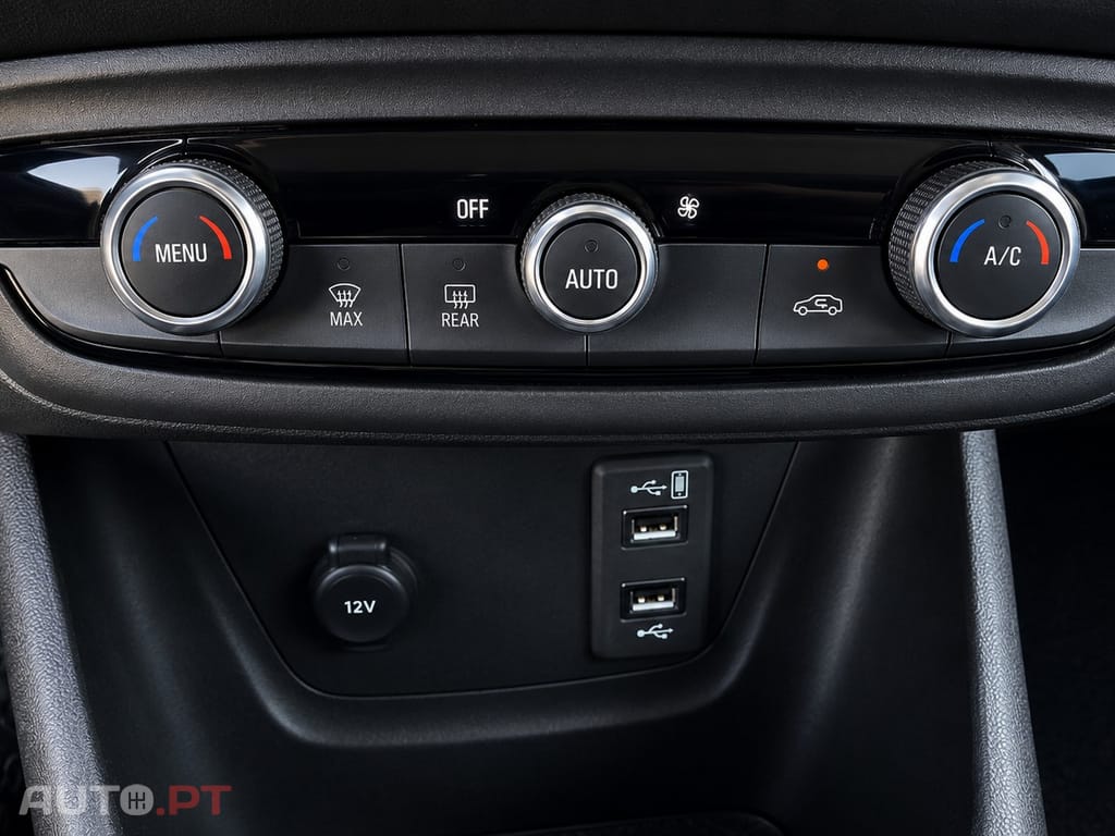 Opel Crossland 1.2 Ultimate — fotografia 14