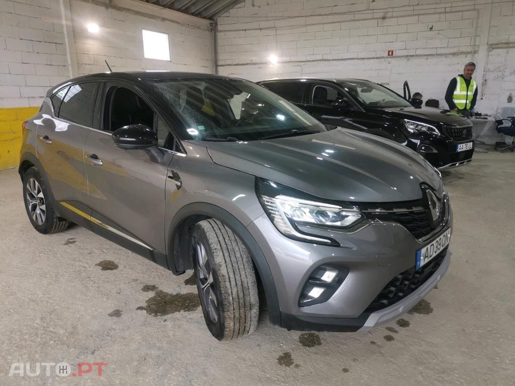 Renault Captur 1.0 TCe Exclusive Bi-Fuel