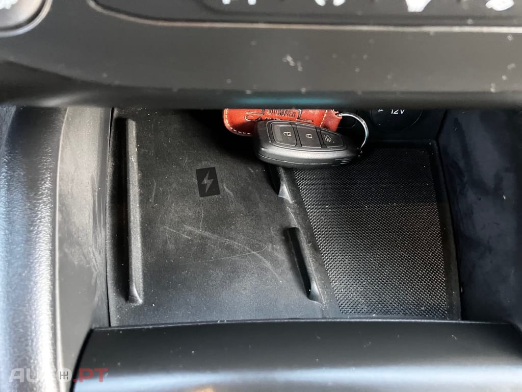 Ford Focus 1.0 EcoBoost Hybrid TITANIUM X