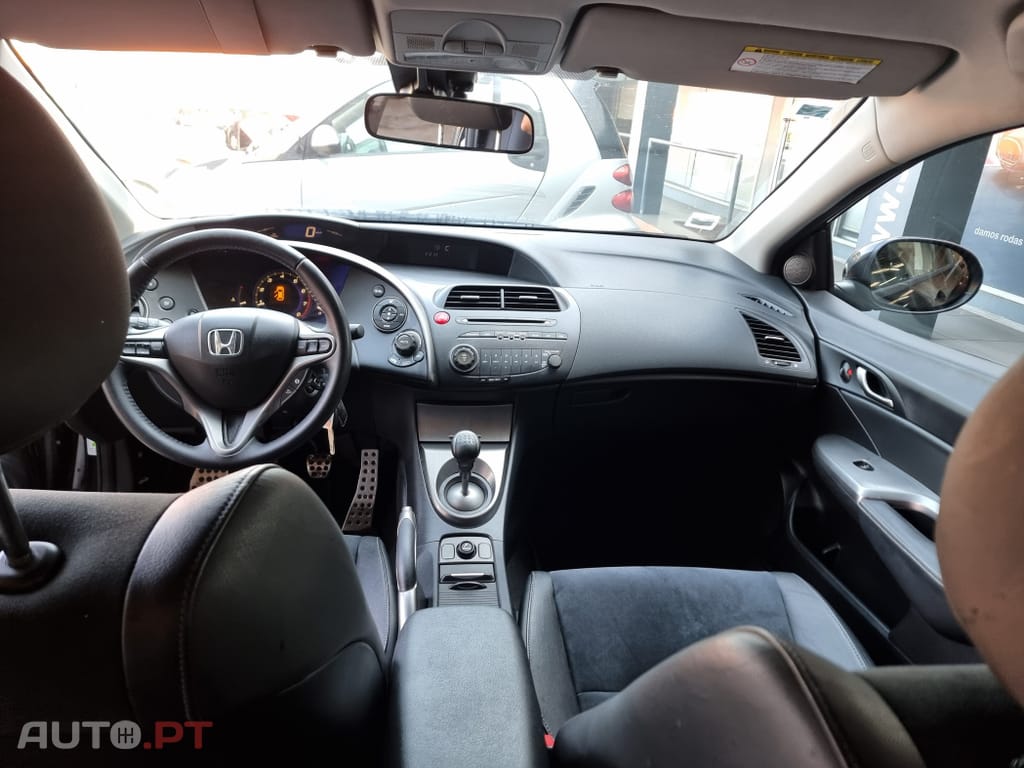 Honda Civic 1.4 i-VTEC Comfort