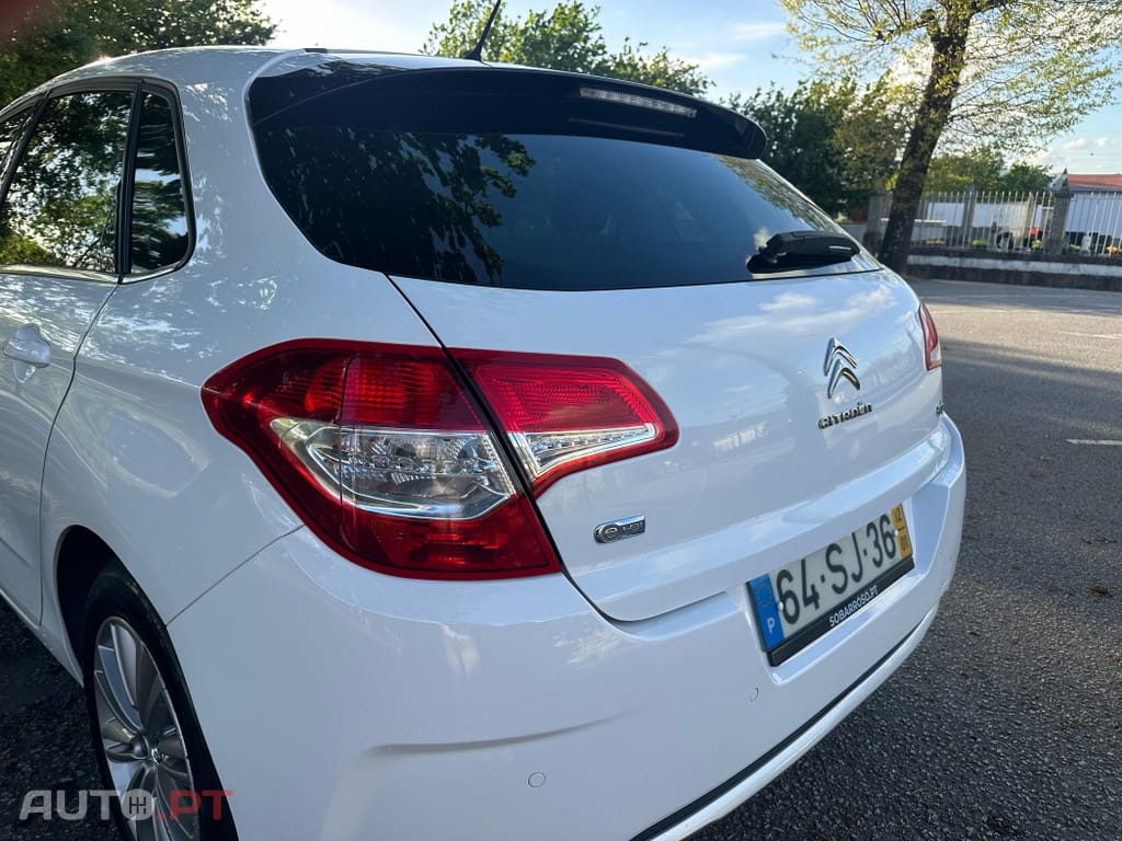 Citroen C4 1.6 e-HDi Exclusive J17 CMP6
