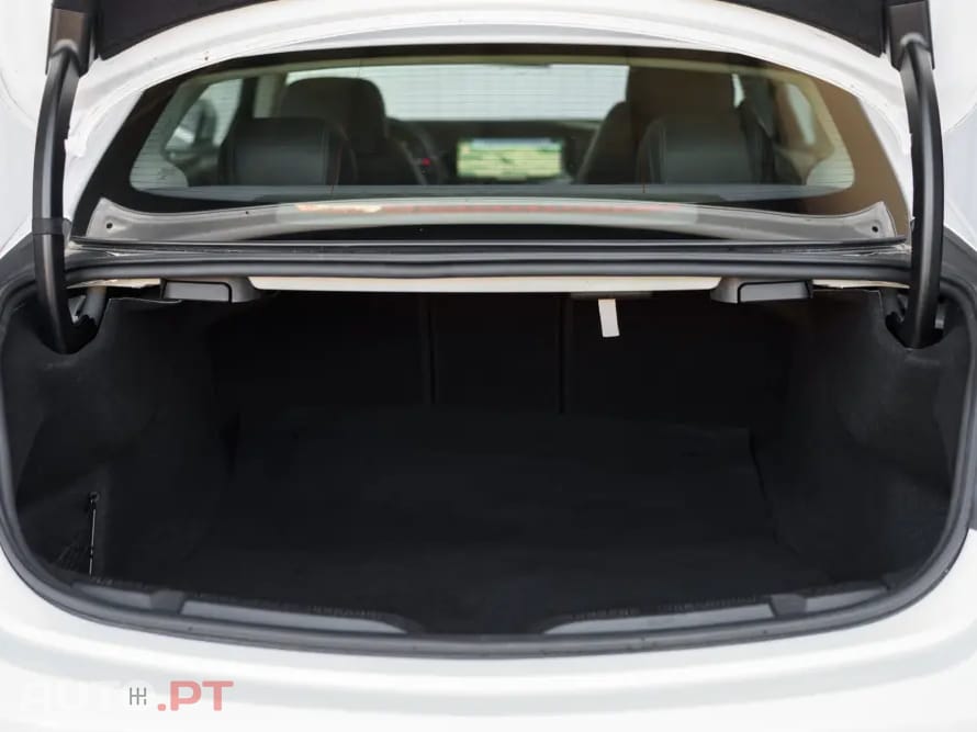 Mercedes-Benz E 220 d 9G-TRONIC Avantgarde