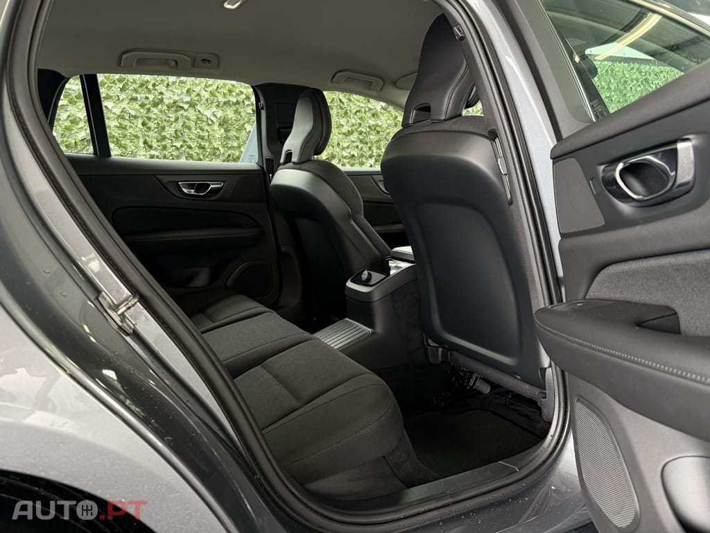 Volvo V60 2.0 T6 AWD TE Inscription Expression