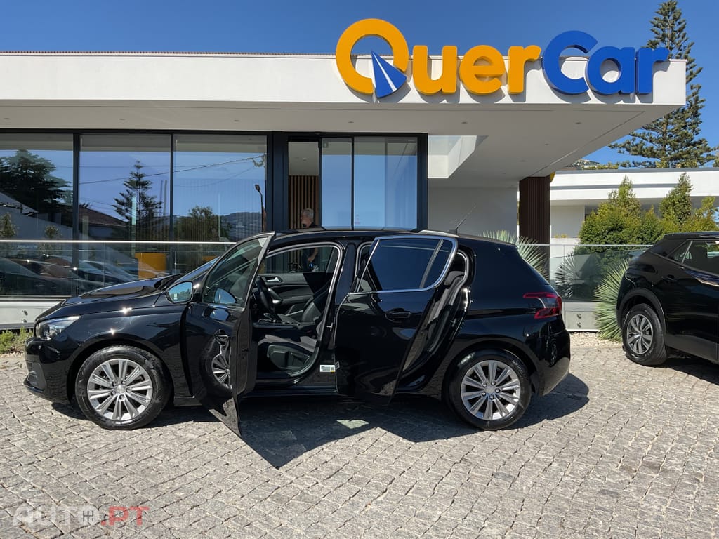 Peugeot 308 1.2 PureTech Allure EAT8