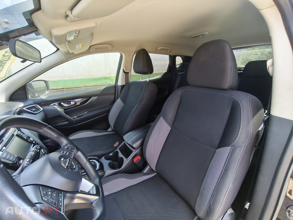 Nissan Qashqai 1.5 dCi N-Connecta DCT