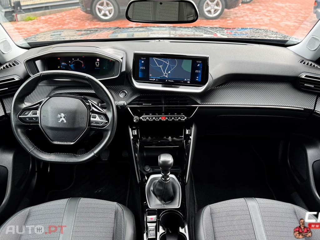 Peugeot 2008 1.5 BlueHDi Allure Pack