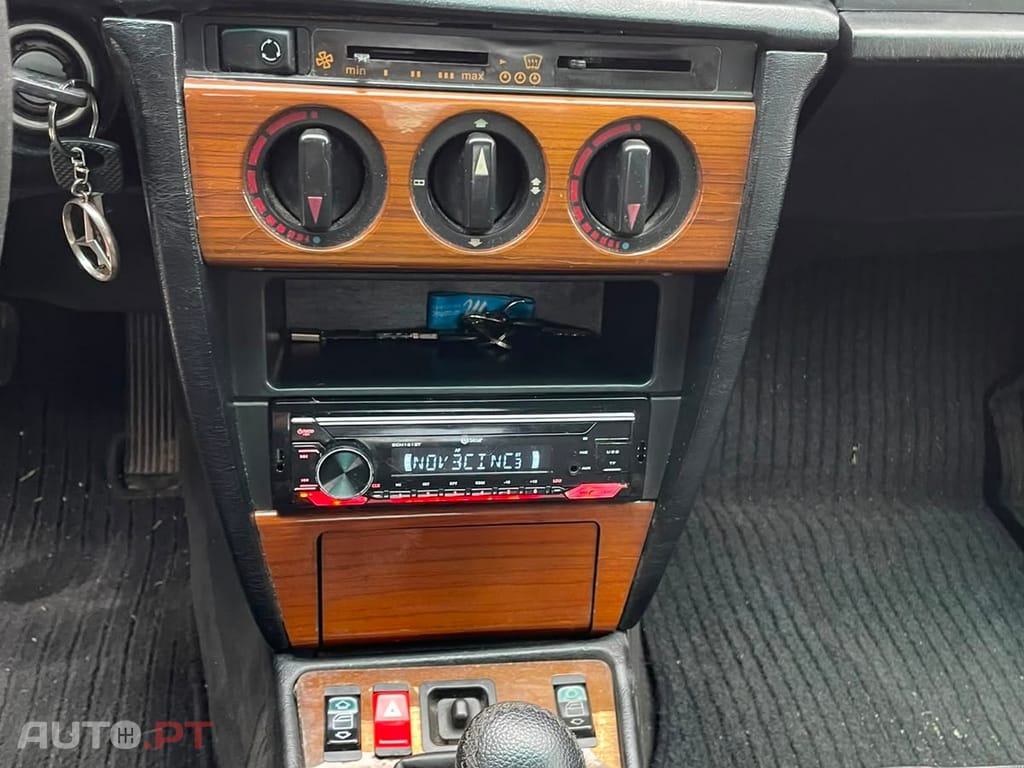 Mercedes-Benz 190 2.0