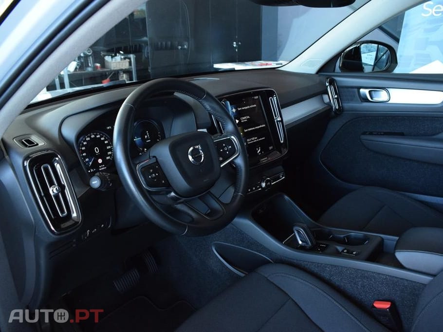 Volvo XC40 1.5 T5 PHEV R-Design Expression