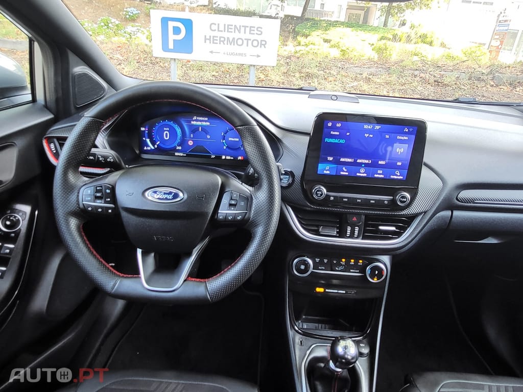 Ford Puma 1.0 EcoBoost MHEV ST-Line X