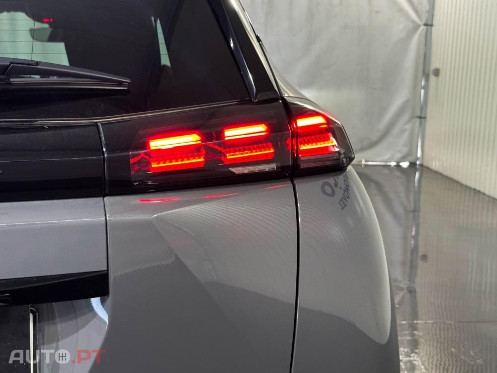 Peugeot E-2008 54 kWh GT