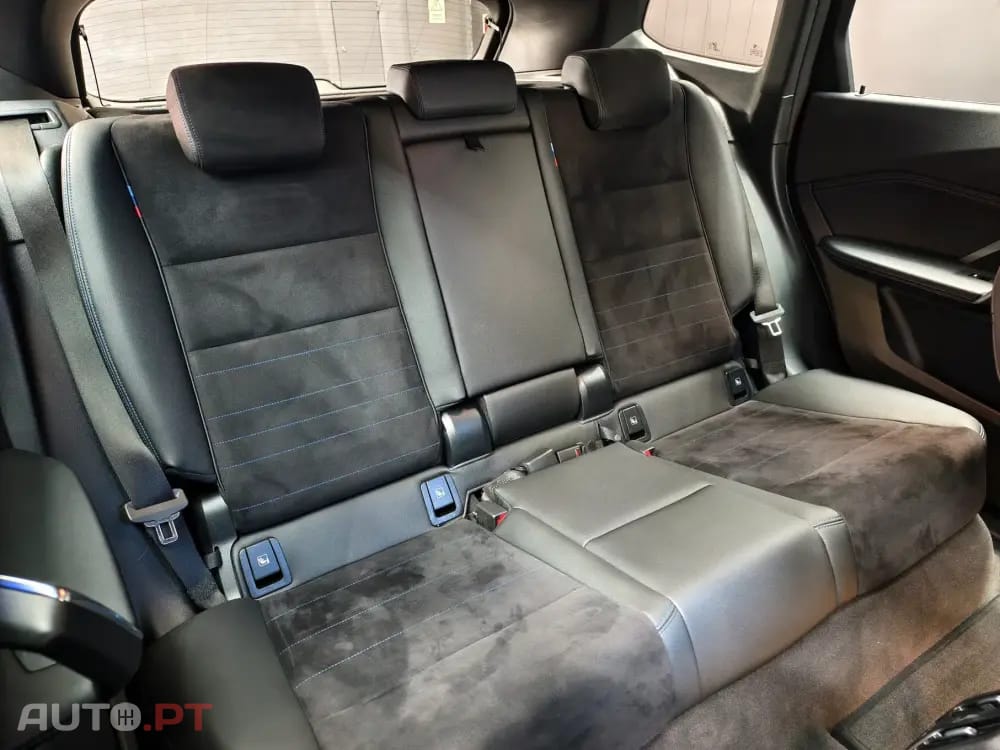 BMW iX1 xDrive30 Pack Desportivo M