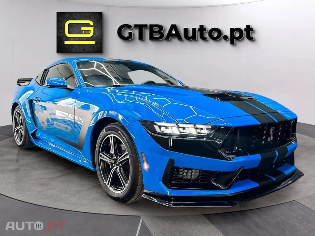 Ford Mustang 2.3 DARK HORSE