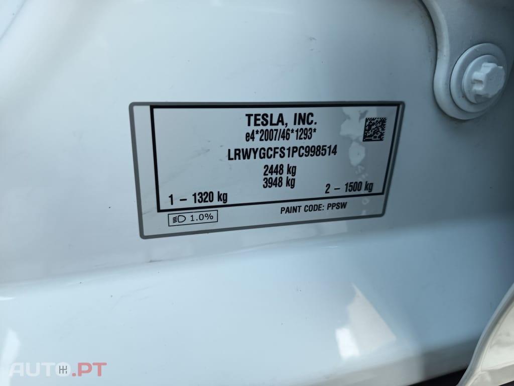 Tesla Model Y Tração Traseira