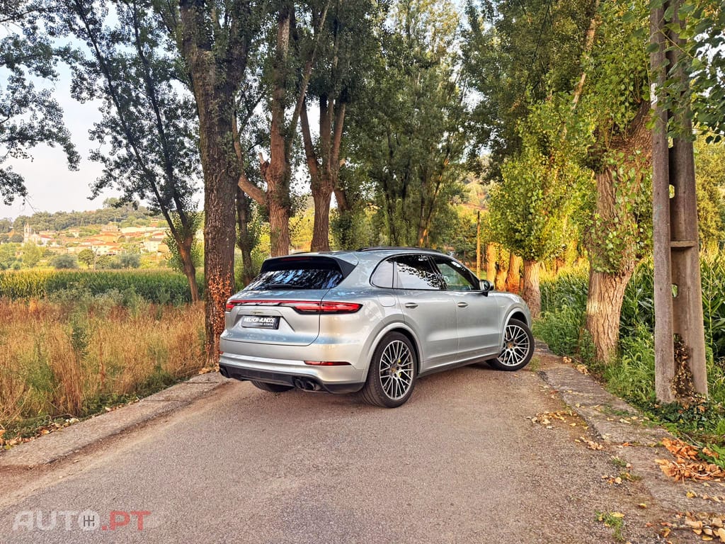 Porsche Cayenne E-Hybrid