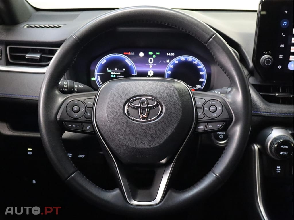 Toyota RAV4  2.5 HDF Comfort
