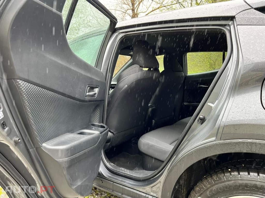Toyota C-HR 1.8 Hybrid Comfort