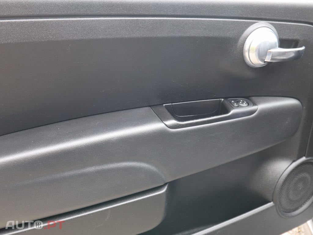 Fiat 500 1.0 Cabrio Hibryb — fotografia 19