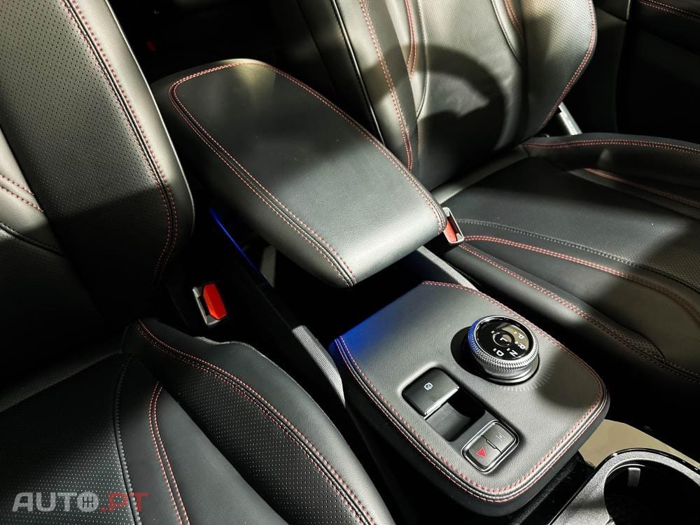 Ford Mustang Mach-E AWD PREMIUM
