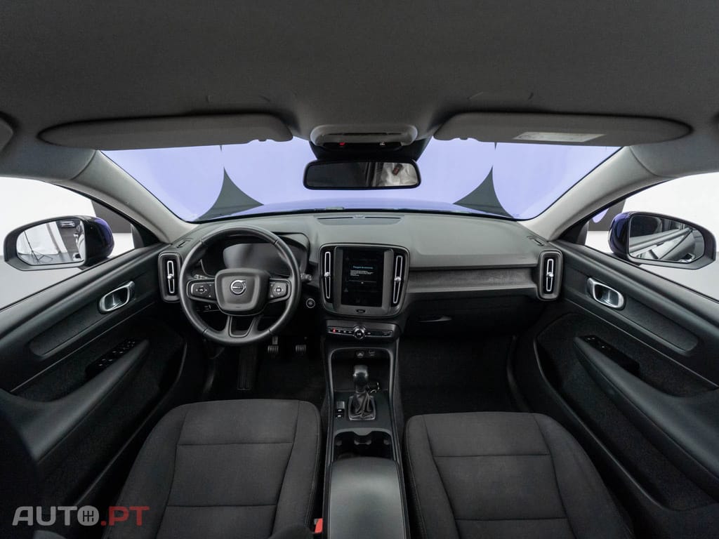 Volvo XC40 1.5 T2 Momentum