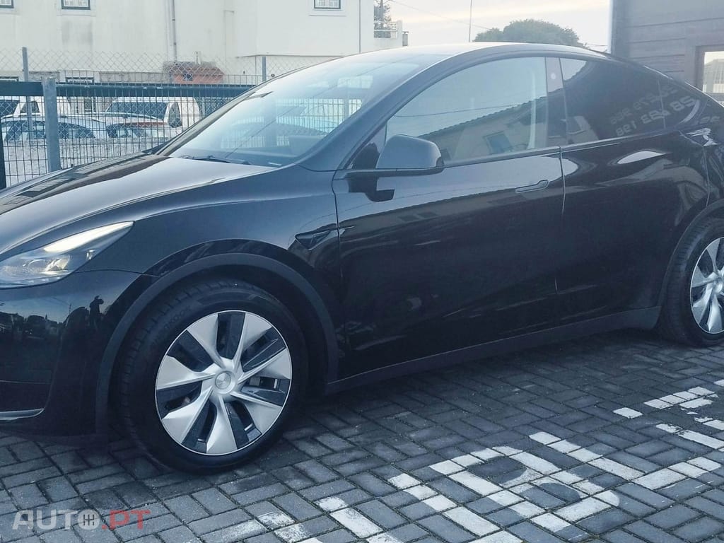 Tesla Model Y Tração Traseira