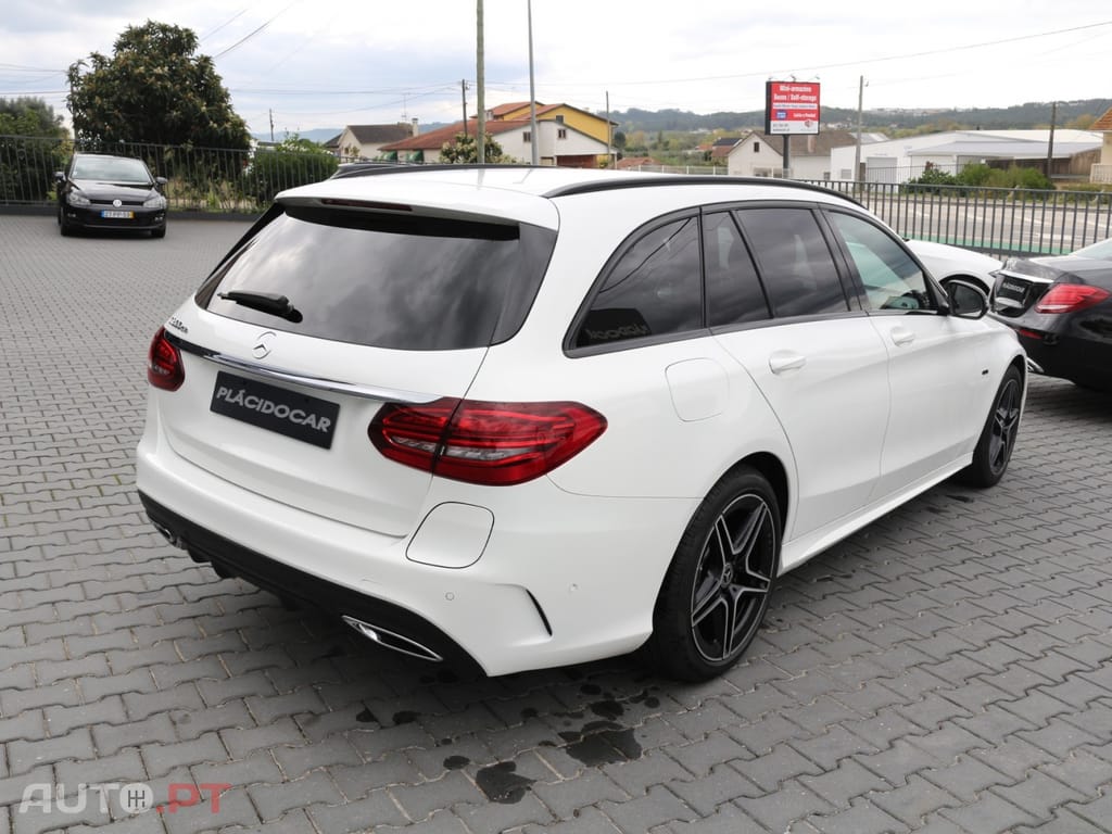 Mercedes-Benz C 300 de AMG Line