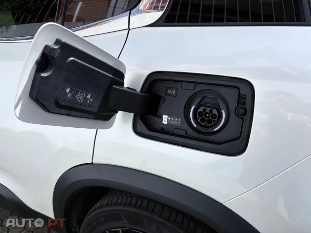 Citroen C5 Aircross 1.6 Hybrid Shine e-EAT8