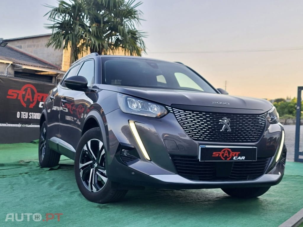 Peugeot 2008 1.2 PureTech Allure EAT8