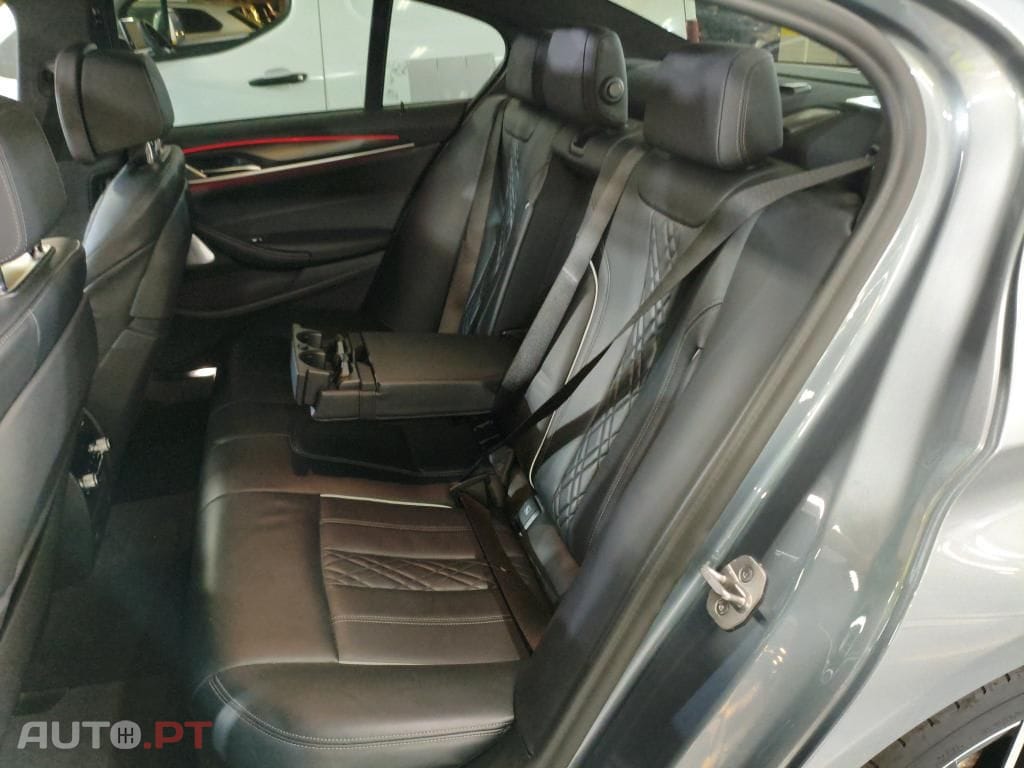 BMW 545 e xDrive