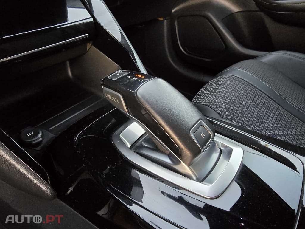 Peugeot 208 1.2 PureTech GT Line EAT8