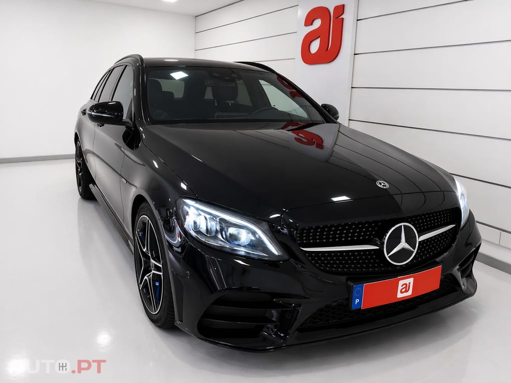 Mercedes-Benz C 220 d Station 9G-TRONIC Night Edition — fotografia 3