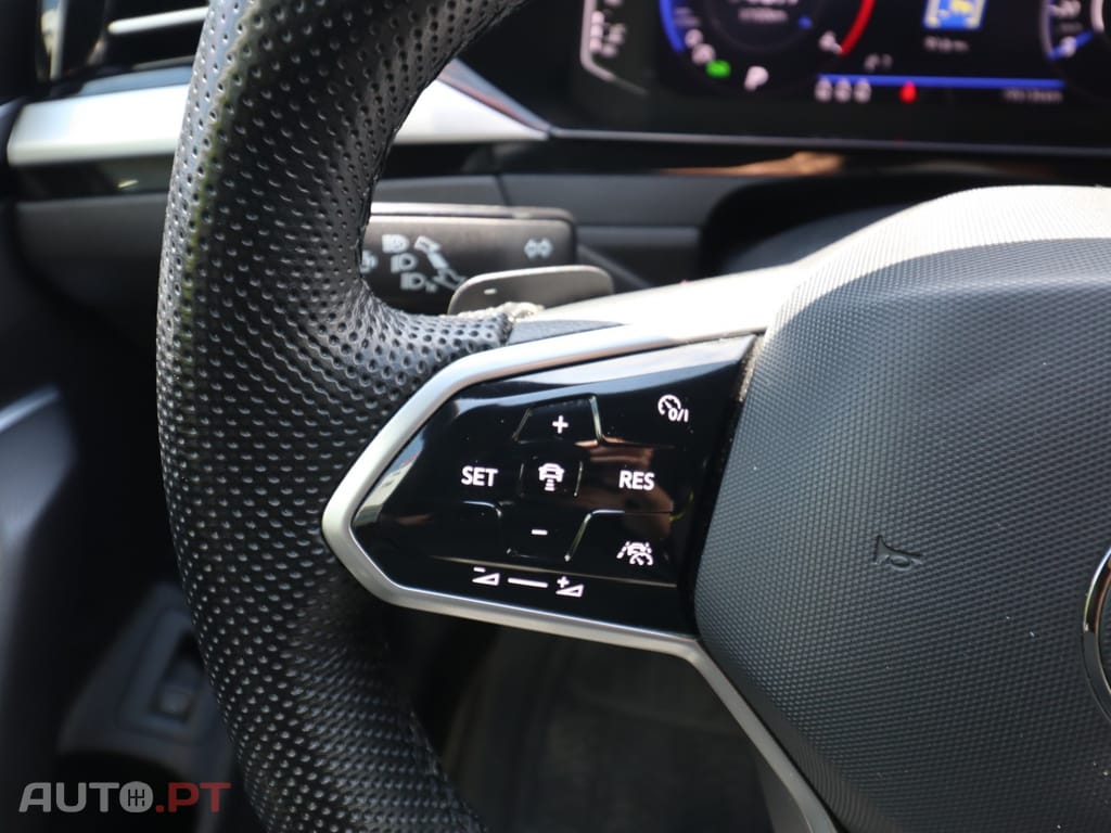 Volkswagen Arteon 2.0 TDI R-Line DSG