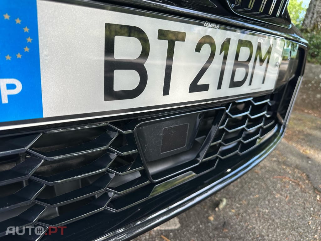 BMW 330 e Touring Pack Desportivo M Auto