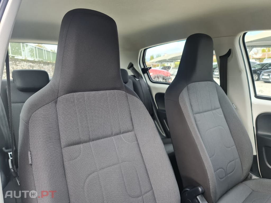 Volkswagen Up! move