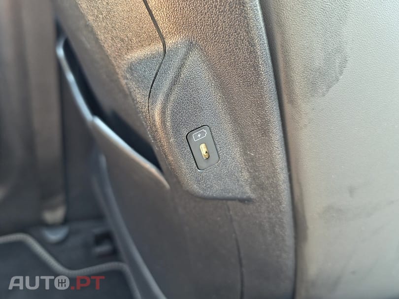 Kia Niro 64kWh Drive — fotografia 13