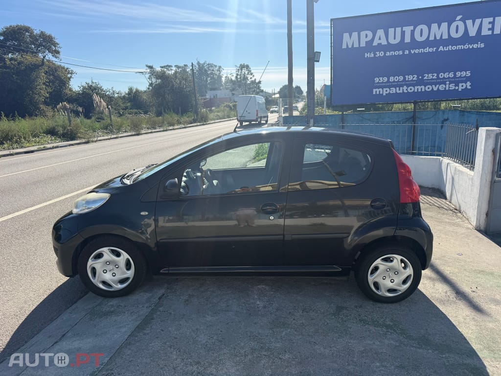 Peugeot 107 1.0 Black&Silver