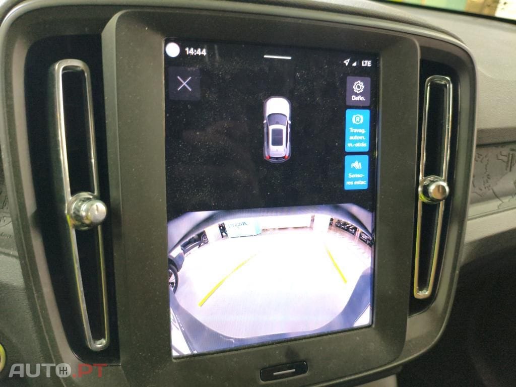 Volvo XC40 2.0 B3 Essential