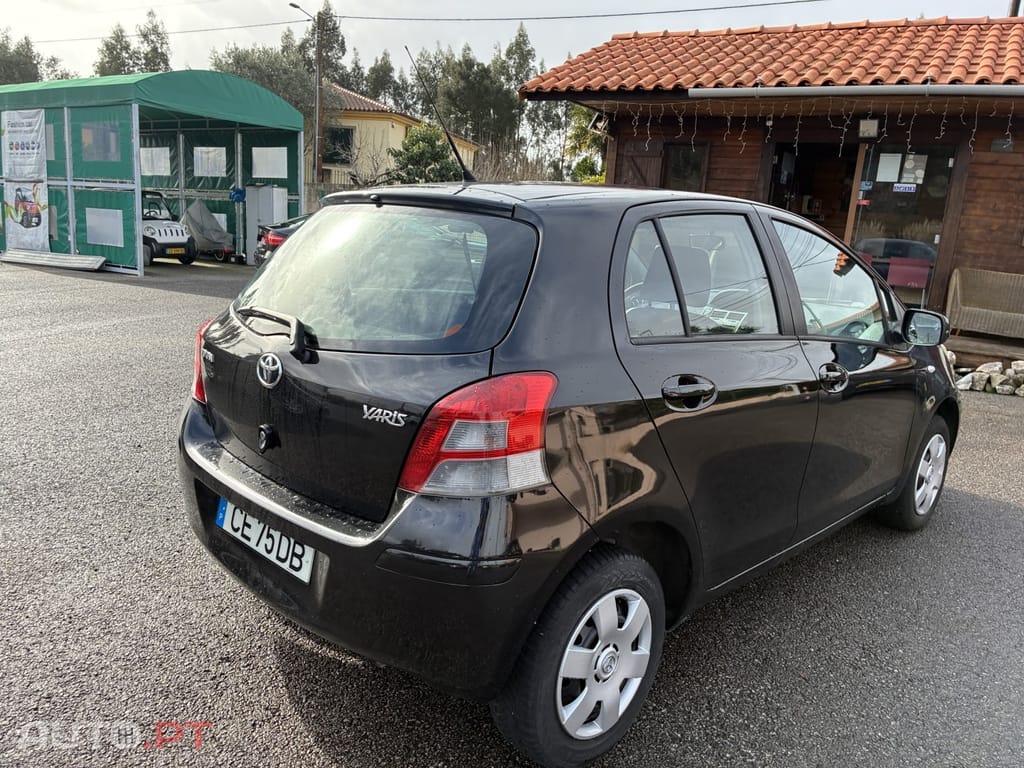 Toyota Yaris 1.0 VVT-i