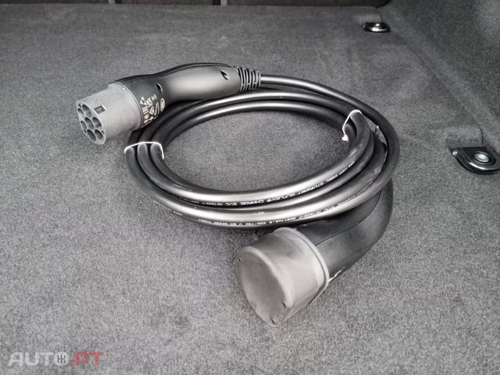 Land Rover Velar P400e Dynamic SE I.V.A DEDUTIVEL 