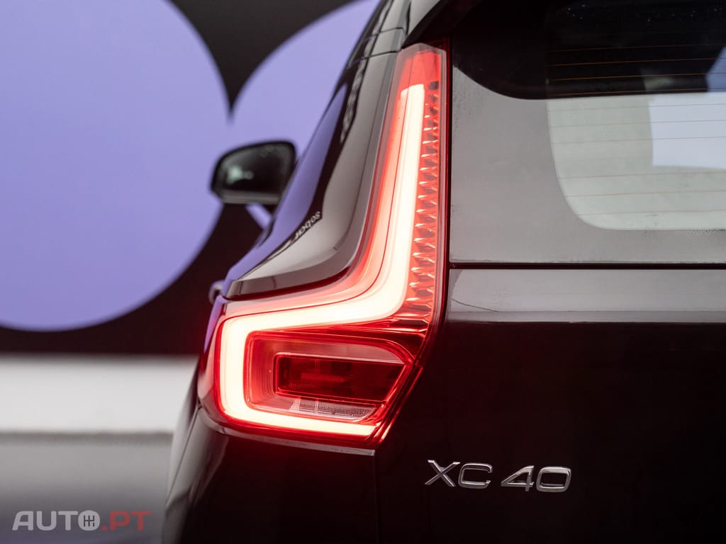 Volvo XC40 1.5 T2 Momentum Core