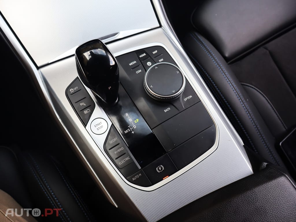 BMW 330 e Touring Pack M Auto.