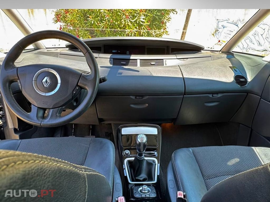 Renault Espace 2.0 dCi Family 7L